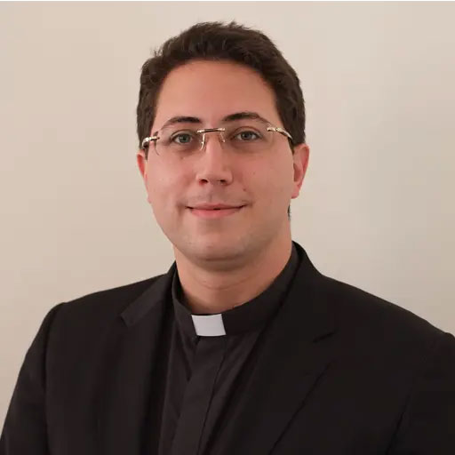 Pe. Guilherme de Melo Sanches, ex-aluno do Assunção, nomeado Monsenhor.