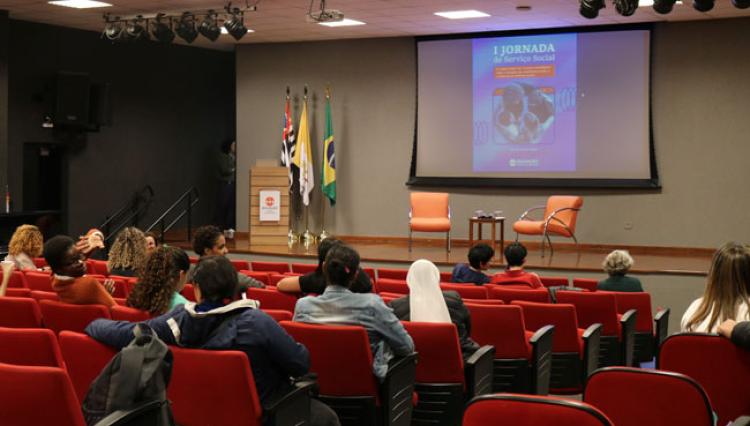 I Jornada Acadêmica de Serviço Social promove debates sobre o uso da tecnologia e atuação profissional